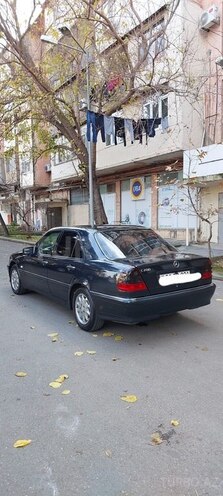 Mercedes C 200 1998, 298,000 km - 2.0 l - Bakı
