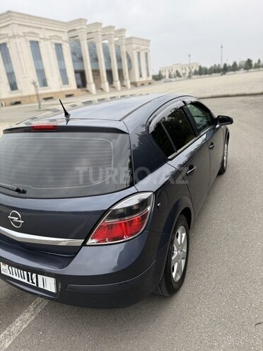 Opel Astra 2009, 205,000 km - 1.4 л - Bakı