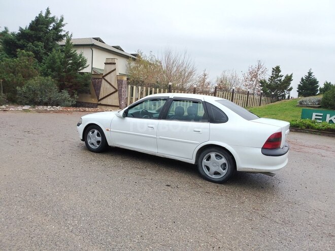 Opel Vectra 1997, 367,478 km - 2.0 l - Bakı