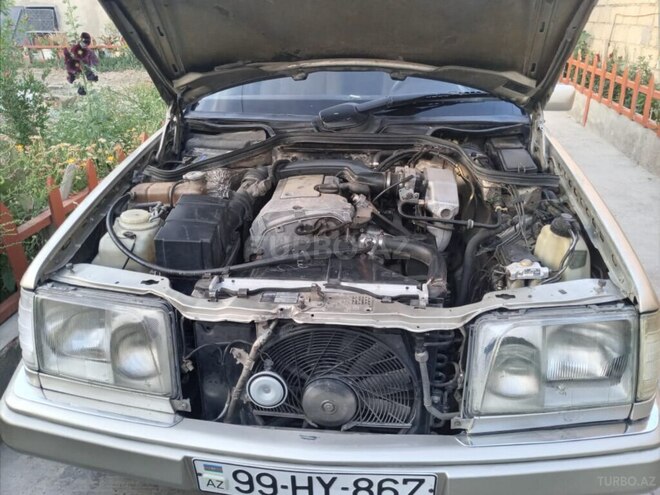 Mercedes E 220 1995, 531,000 km - 2.2 l - Sumqayıt