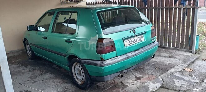 Volkswagen Golf 1995, 200,000 km - 2.0 л - Göyçay