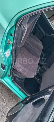Volkswagen Golf 1995, 200,000 km - 2.0 л - Göyçay