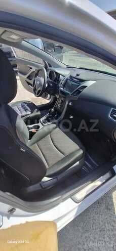 Hyundai Avante 2015, 180,000 km - 1.6 л - Bakı