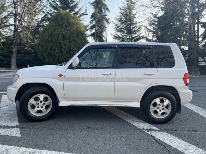 Mitsubishi Pajero io 2001, 303,000 km - 2.0 л - Bakı