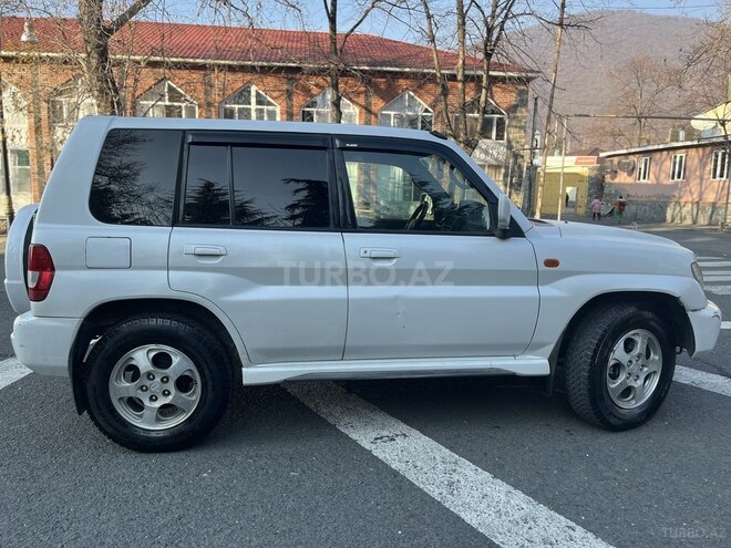 Mitsubishi Pajero io 2001, 303,000 km - 2.0 л - Bakı