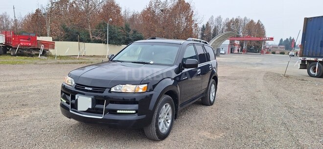 Isuzu Axiom 2002, 180,000 km - 3.5 l - Bakı