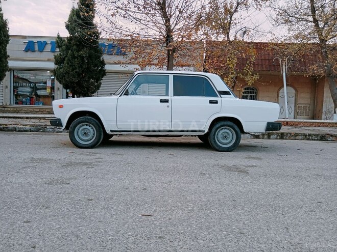 LADA (VAZ) 2107 2006, 45,000 km - 1.6 l - Yevlax