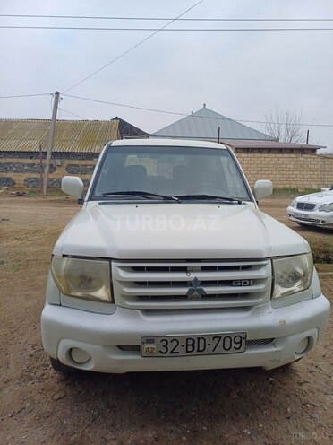 Mitsubishi Pajero io 2000, 485,000 km - 2.0 л - Goranboy