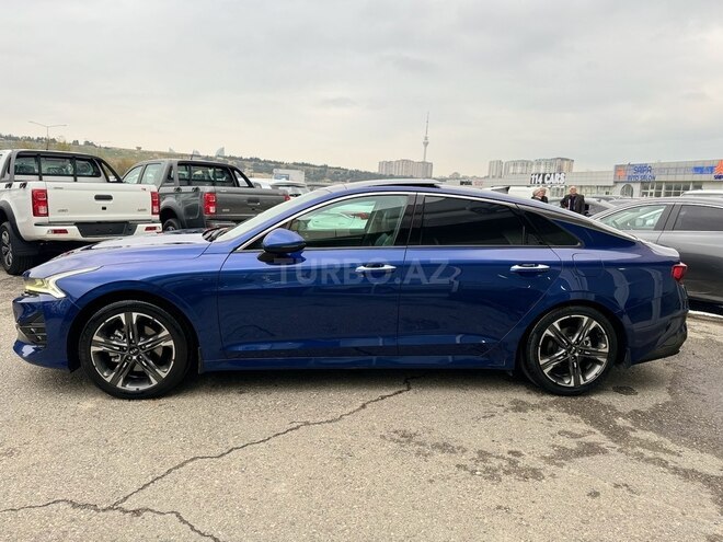Kia K5-4