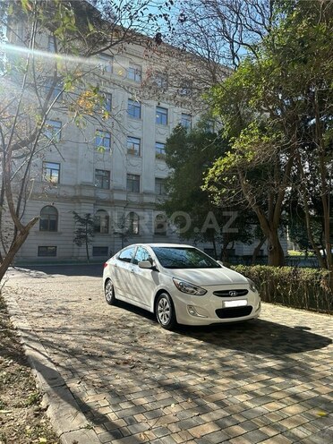 Hyundai Accent 2017, 72,500 km - 1.6 l - Bakı