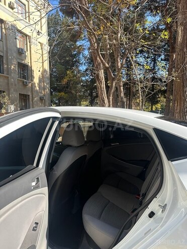 Hyundai Accent 2017, 72,500 km - 1.6 l - Bakı