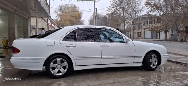 Mercedes E 320 2001, 226,000 km - 3.2 л - Bakı