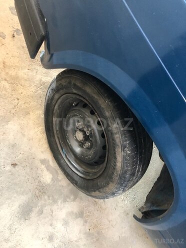 LADA (VAZ) 2105 2000, 90,000 km - 1.5 л - Şabran