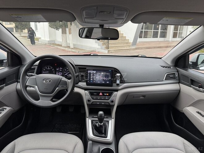 Hyundai Elantra 2018, 80,000 km - 2.0 l - Bakı