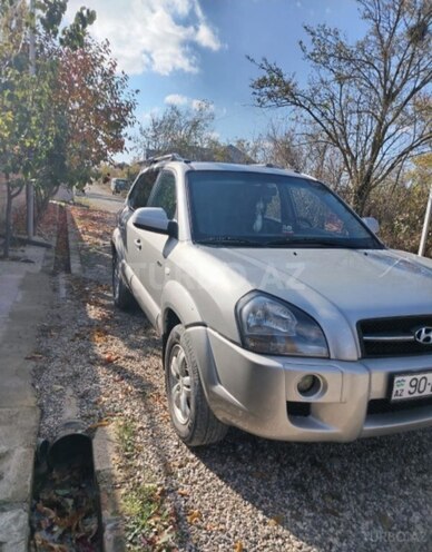 Hyundai Tucson 2007, 236,000 km - 2.7 l - Qusar