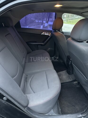 Kia Cerato 2011, 255,000 km - 1.6 l - Quba
