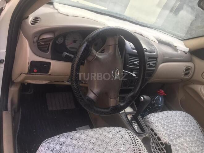 Nissan Sunny 2006, 200,000 km - 1.6 l - Bakı