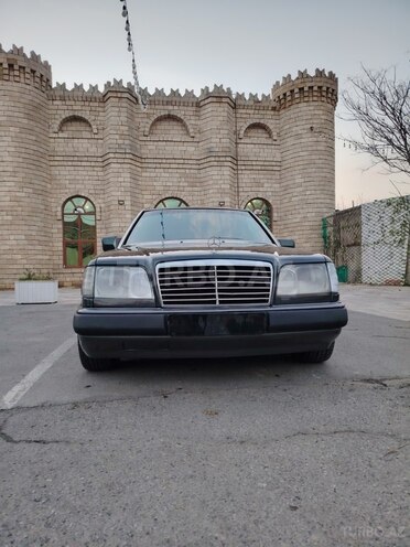 Mercedes E 200 d 1993, 370,000 km - 2.0 l - Bakı