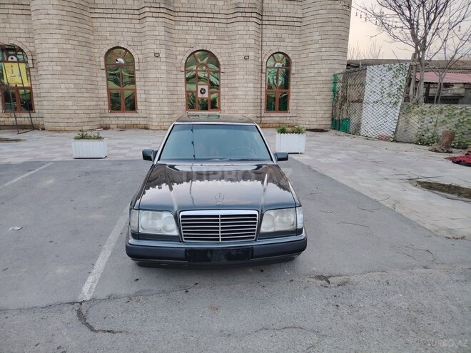 Mercedes E 200 d 1993, 370,000 km - 2.0 l - Bakı