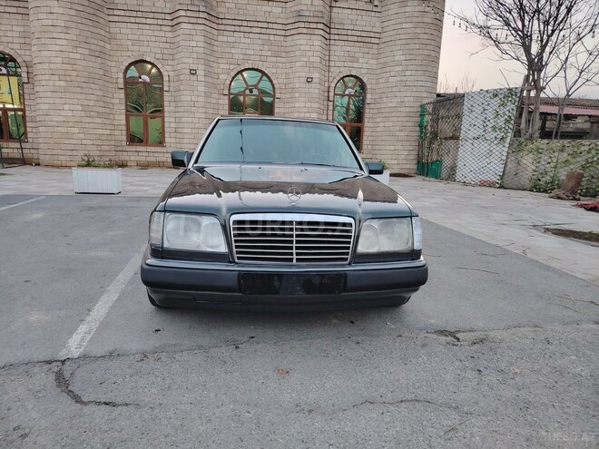 Mercedes E 200 d 1993, 370,000 km - 2.0 l - Bakı