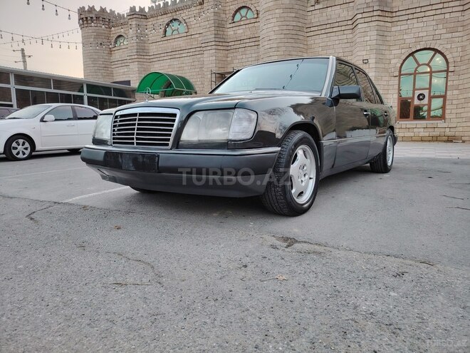 Mercedes E 200 d 1993, 370,000 km - 2.0 l - Bakı