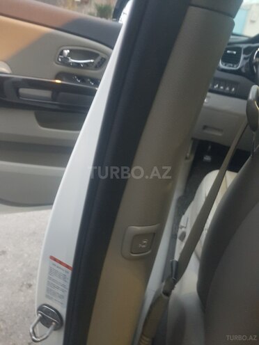 Kia Carnival 2015, 201,000 km - 2.2 l - Bakı