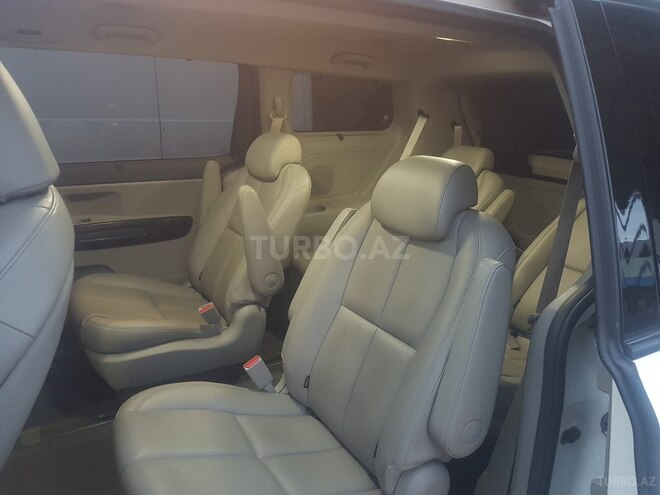 Kia Carnival 2015, 201,000 km - 2.2 l - Bakı