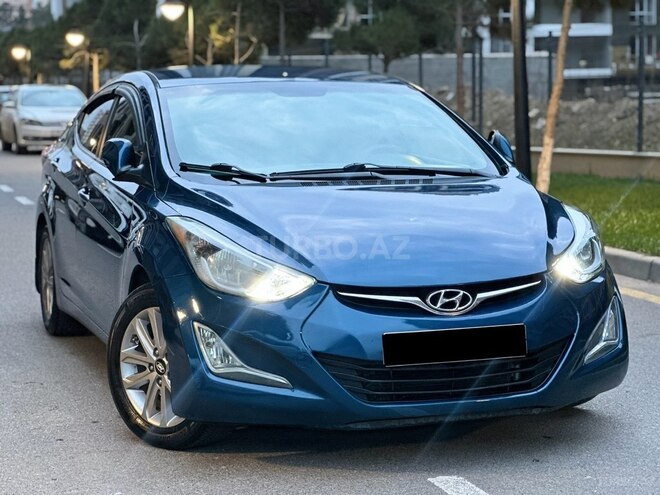 Hyundai Elantra 2016, 150,000 km - 1.8 л - Bakı