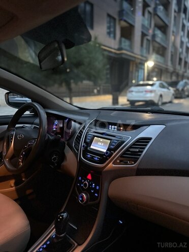Hyundai Elantra 2016, 150,000 km - 1.8 л - Bakı