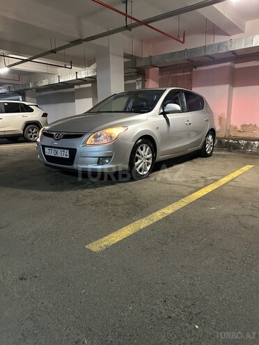 Hyundai i30 2007, 286,000 km - 1.6 л - Bakı