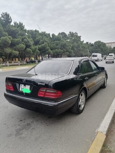 Mercedes E 230 1996, 112,000 km - 2.3 л - Mingəçevir