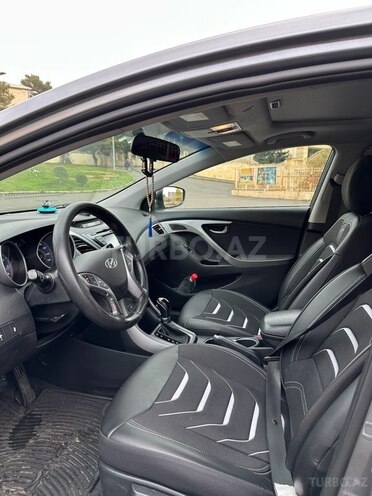Hyundai Elantra 2015, 137,000 km - 1.8 л - Bakı