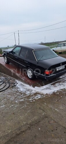 Mercedes E 220 1994, 552,598 km - 2.2 l - Cəlilabad