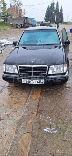 Mercedes E 220 1994, 552,598 km - 2.2 l - Cəlilabad
