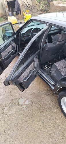 Mercedes E 220 1994, 552,598 km - 2.2 l - Cəlilabad