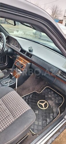 Mercedes E 220 1994, 552,598 km - 2.2 l - Cəlilabad