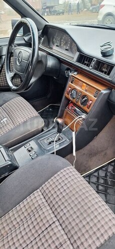 Mercedes E 220 1994, 552,598 km - 2.2 l - Cəlilabad