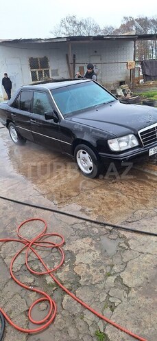 Mercedes E 220 1994, 552,598 km - 2.2 l - Cəlilabad