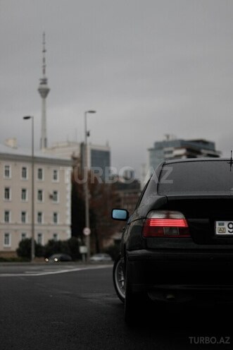 BMW 528 1999, 336,000 km - 2.8 l - Bakı