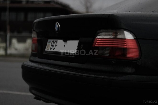 BMW 528 1999, 336,000 km - 2.8 l - Bakı