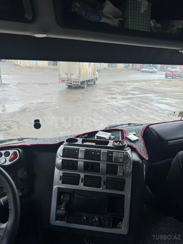 Iveco  2011, 150,000 km - 12.0 л - Bakı