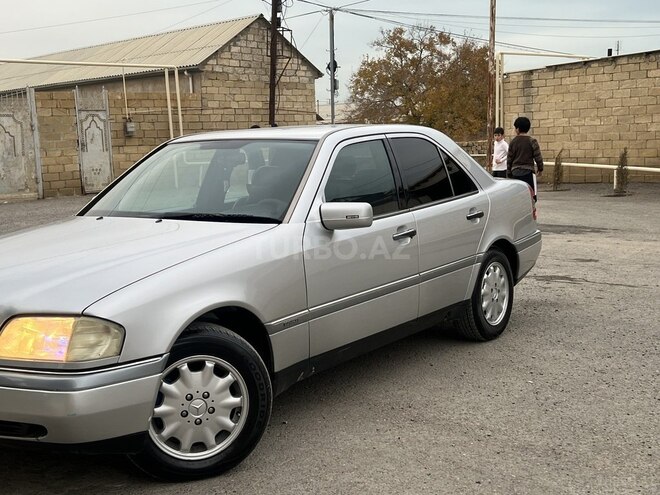 Mercedes C 200 1995, 463,579 km - 2.0 l - Bakı