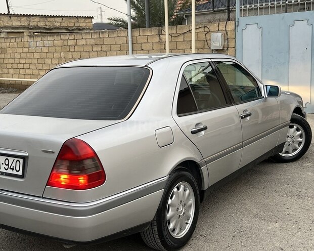 Mercedes C 200 1995, 463,579 km - 2.0 l - Bakı