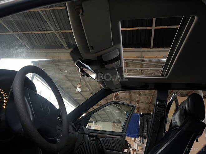 Mercedes C 200 1995, 463,579 km - 2.0 l - Bakı