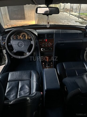 Mercedes C 200 1995, 463,579 km - 2.0 l - Bakı
