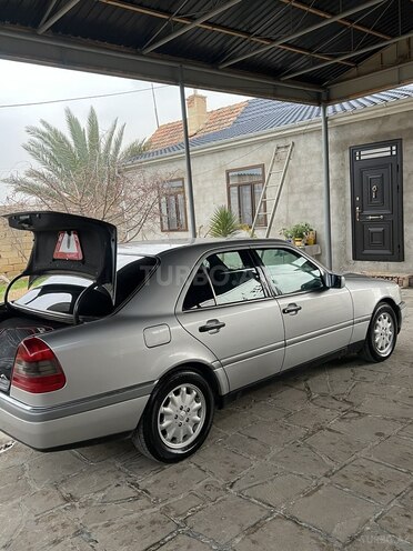 Mercedes C 200 1995, 463,579 km - 2.0 l - Bakı