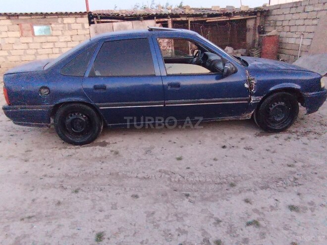 Opel Vectra 1995, 220,000 km - 2.0 l - Şirvan