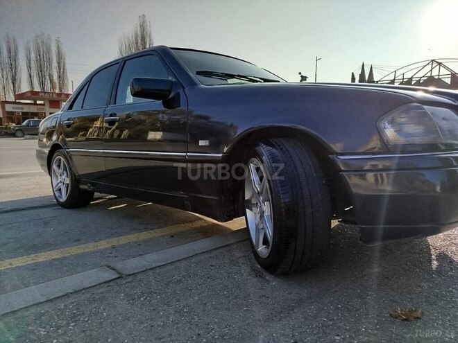 Mercedes C 220 1995, 150,000 km - 2.2 l - Xaçmaz