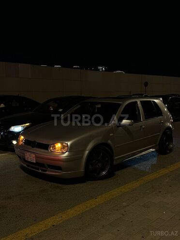 Volkswagen Golf 2001, 28,800 km - 2.0 l - Sumqayıt