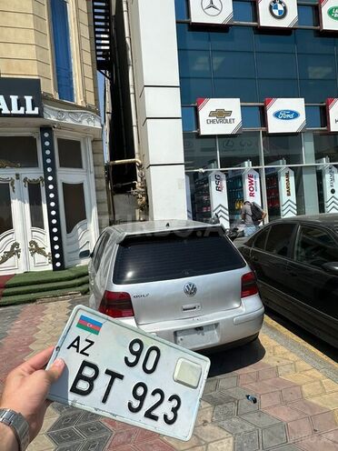 Volkswagen Golf 2001, 28,800 km - 2.0 l - Sumqayıt